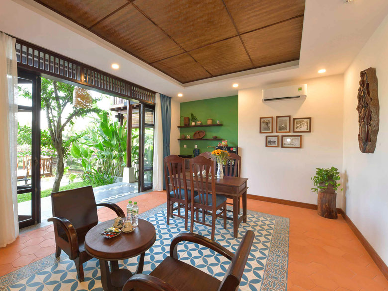 Executive Suite mang vẻ đẹp đơn sơ và cổ kính thơi xưa
