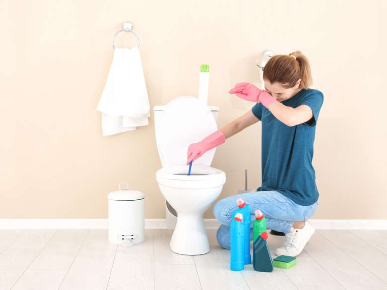 Sử dụng men xử lý bể phốt giúp giải quyết mùi hôi khó chịu trong nhà vệ sinh