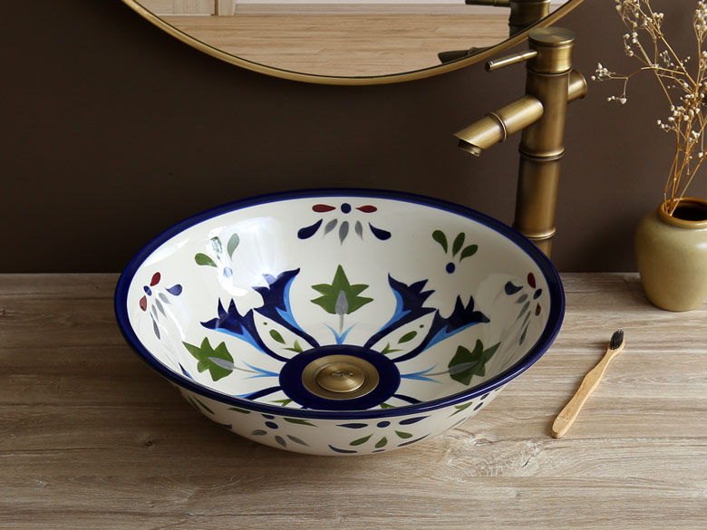 Lavabo gốm sứ nghệ thuật mang phong cách độc đáo